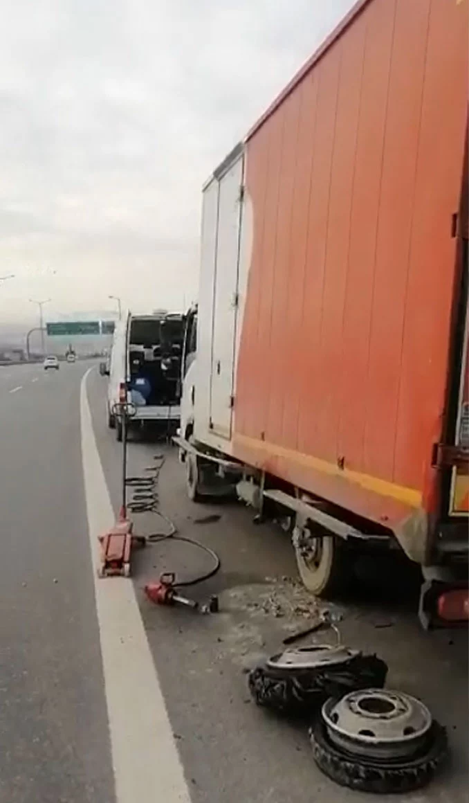 lastik kamyon yol yardım